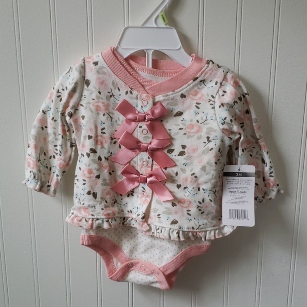 Two piece onsie set